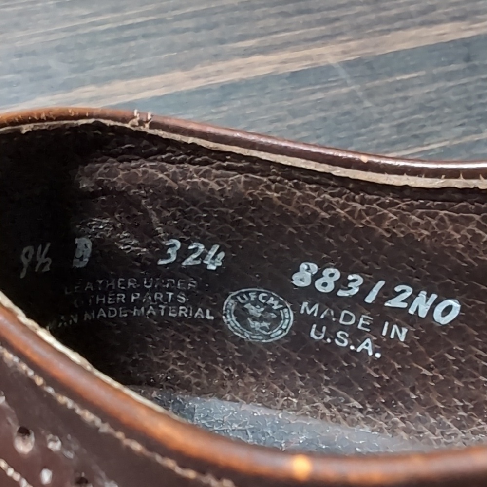 Executive Imperial Brown Brogue Wingtip Oxford Shoes Size 9.5 D - Picture 5 of 6